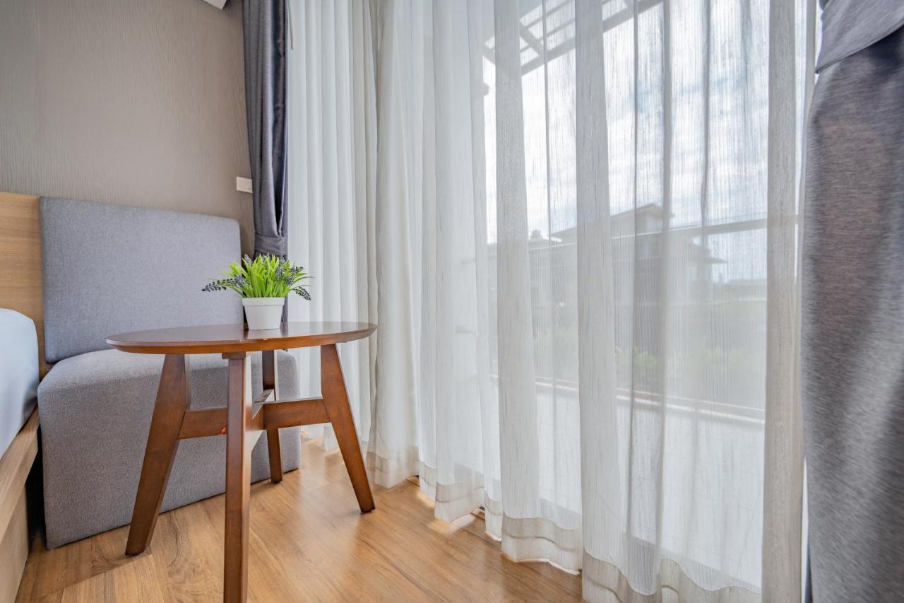 Raintree Condominium Chiang Mai Esterno foto